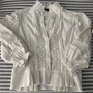 White lace puff sleeve top